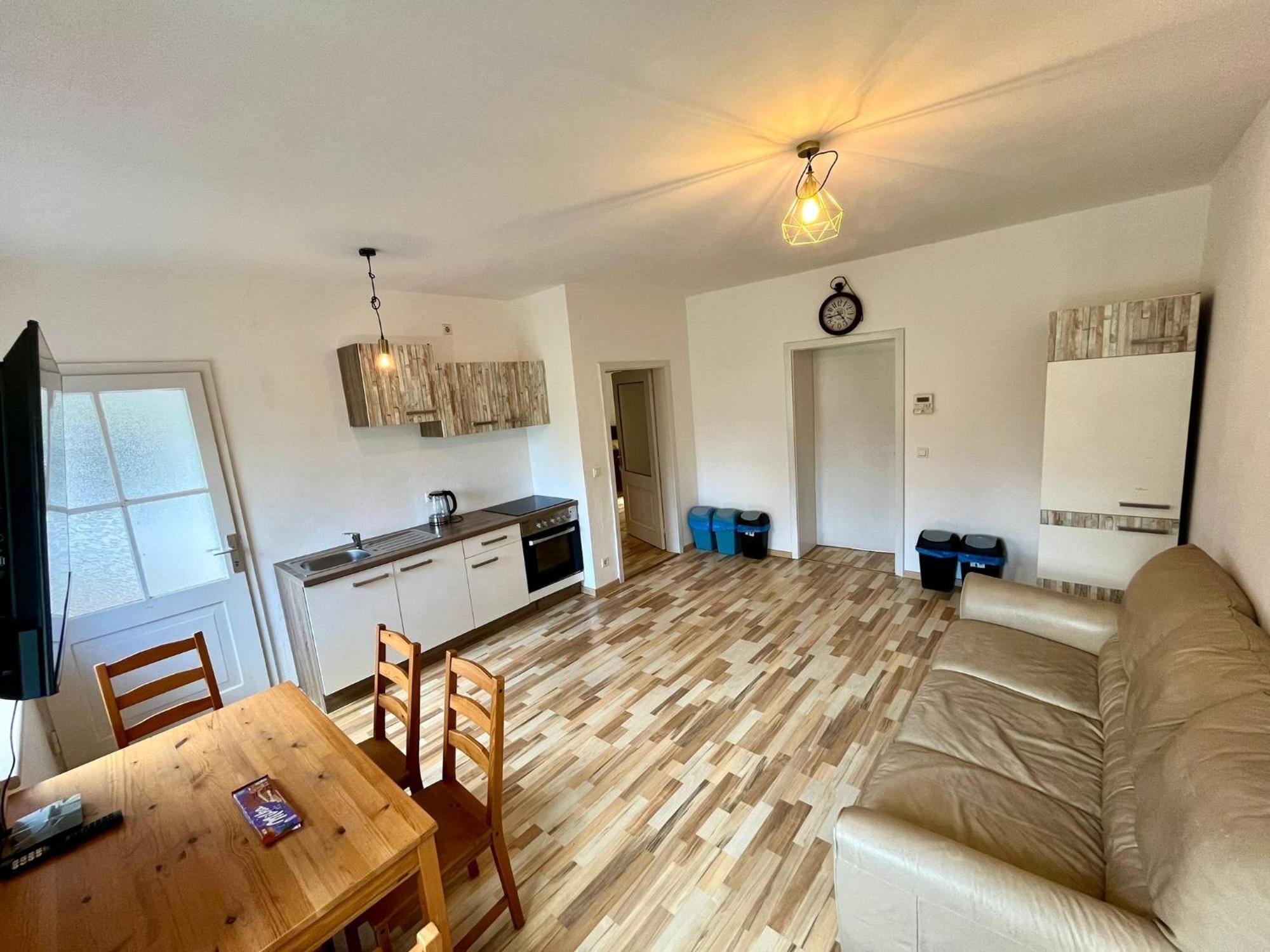Monteurwohnung Leoben, Zentral Leoben  Dış mekan fotoğraf